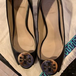 Tory Burch jade 85mm peep toe wedge
